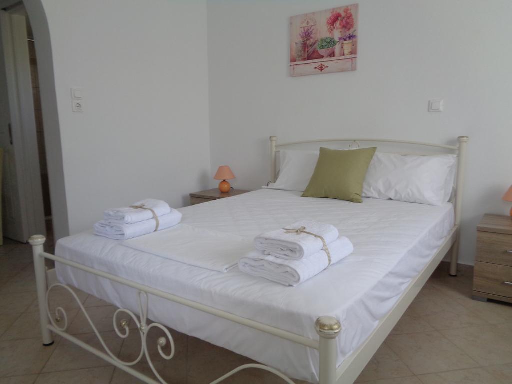 Studio Near The Sea Agia Anna  Esterno foto